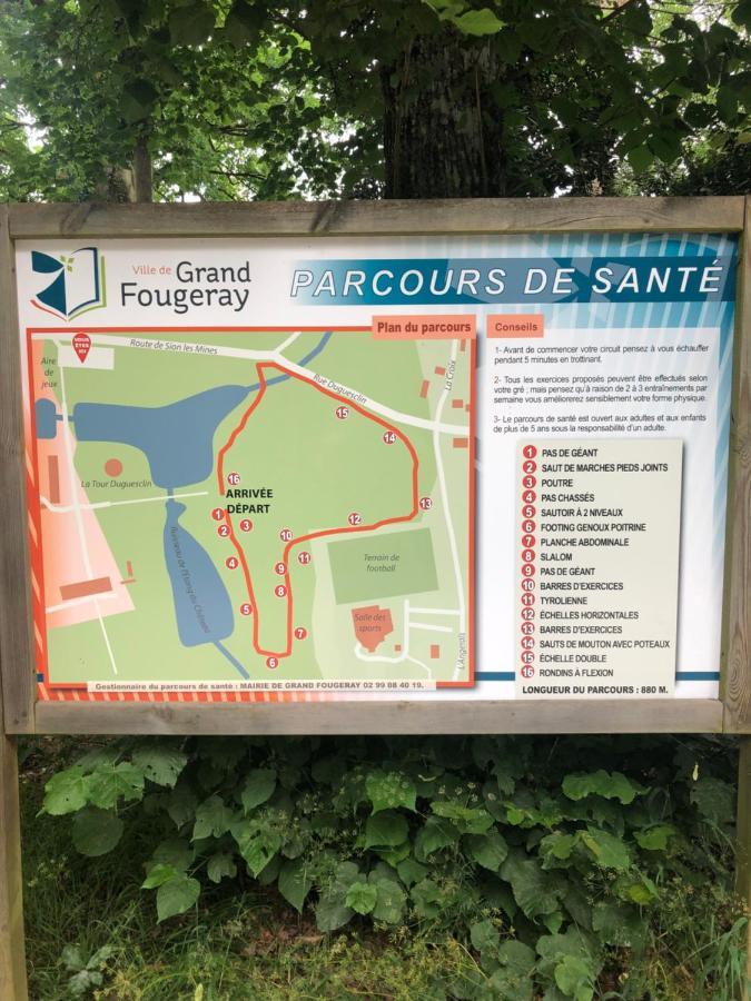 L'Etape De La Tour Appartement Grand-Fougeray Buitenkant foto